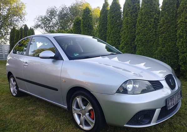 Seat Ibiza cena 9900 przebieg: 200000, rok produkcji 2006 z Leszno małe 37